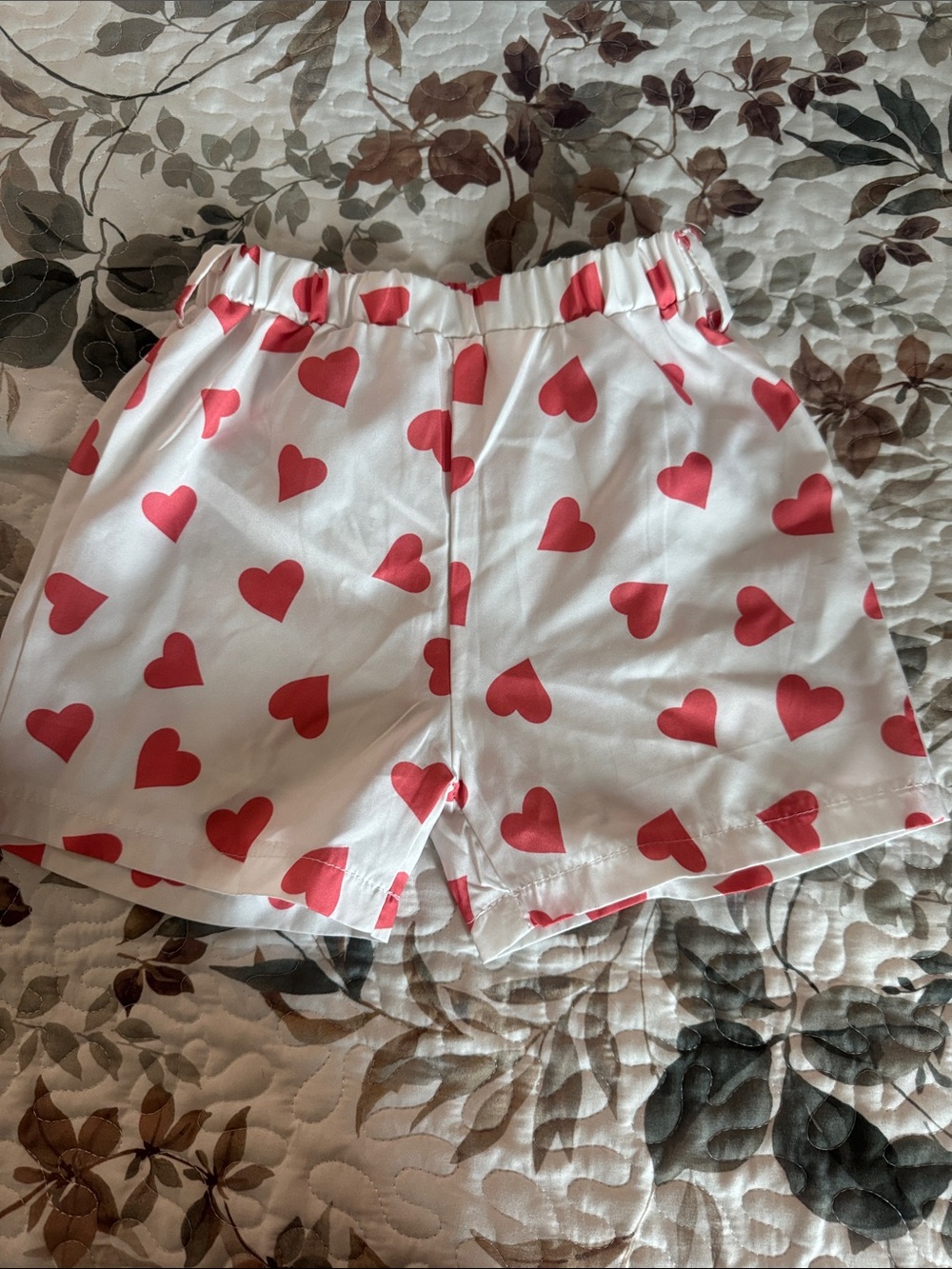 Amazon White Shorts with Red Heart Print